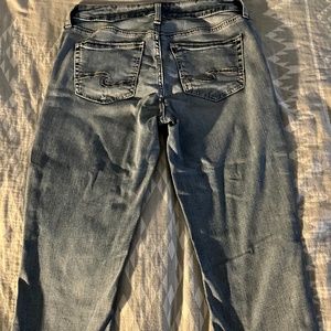 Silver Jeans Suki Capri